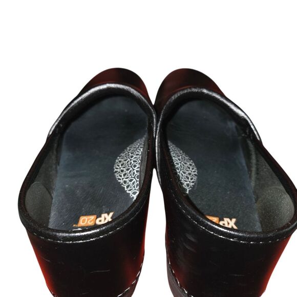 Dansko XP 2.0 Black Waterproof Clog Shoes Size 10 - Picture 3 of 10